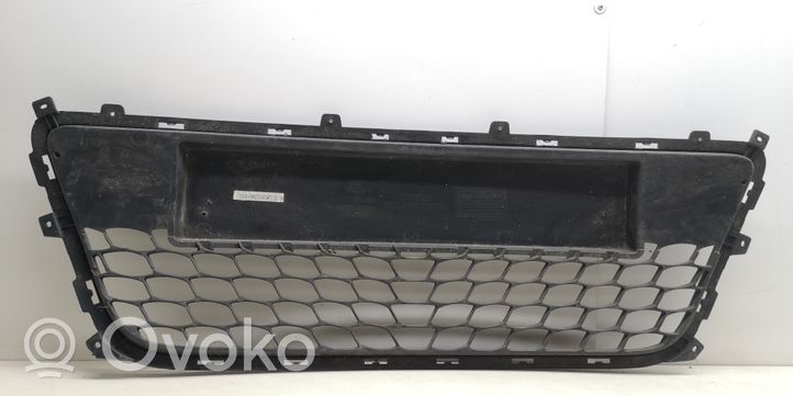 Hyundai i30 Grille inférieure de pare-chocs avant 865612R000