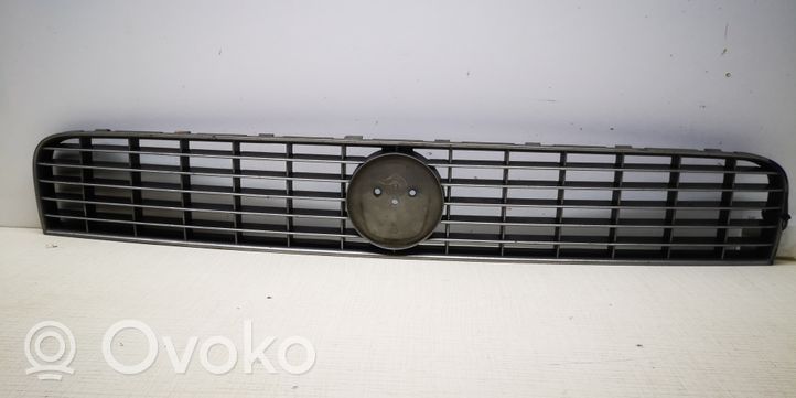 Fiat Grande Punto Maskownica / Grill / Atrapa górna chłodnicy 735335775