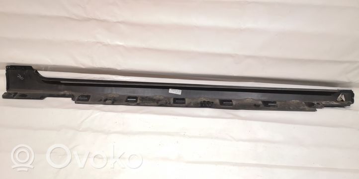 Volkswagen PASSAT B8 Sill 3G0853857F