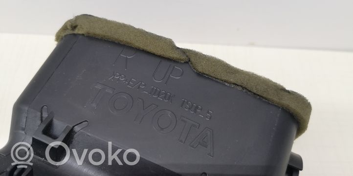 Toyota Corolla E120 E130 Kojelaudan sivutuuletussuuttimen kehys 