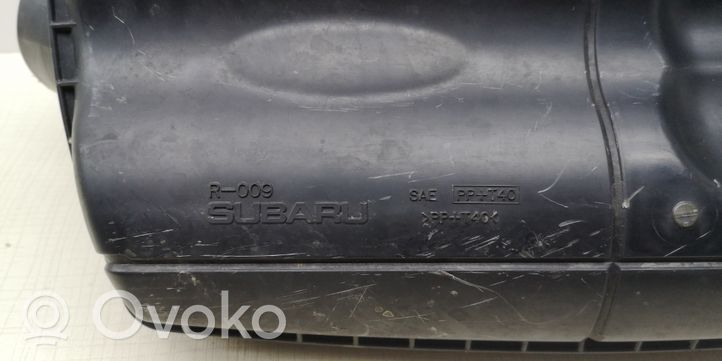 Subaru Outback Parte del condotto di aspirazione dell'aria R900