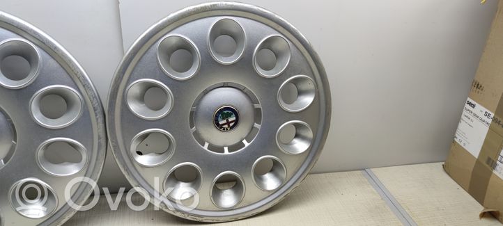 Alfa Romeo 147 Embellecedor/tapacubos de rueda R16 46792067