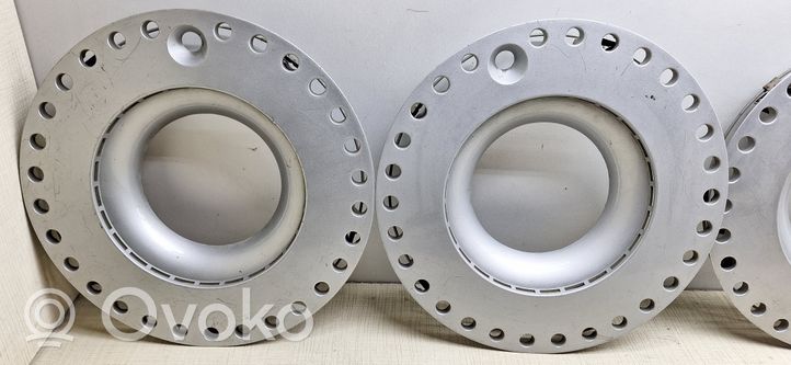 Ford Fiesta R 13 riteņa dekoratīvais disks (-i) DV84FB1130AA