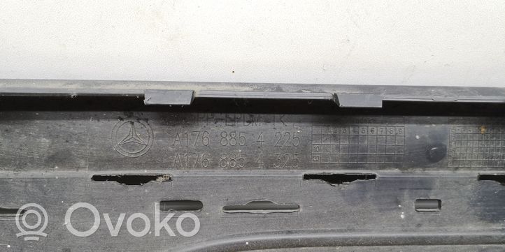 Mercedes-Benz A W176 Moulure inférieure de pare-chocs arrière A1768854225