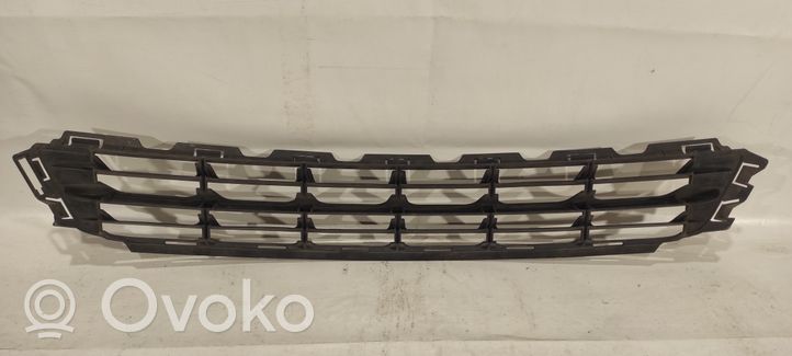 Ford Mondeo Mk III Grille inférieure de pare-chocs avant 3S7117B968