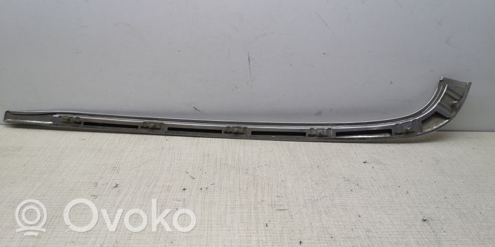 Mercedes-Benz E W210 Listwa zderzaka tylnego A2108800236