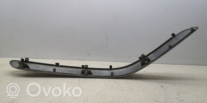 Mercedes-Benz E W210 Modanatura separatore del paraurti anteriore A2108851721