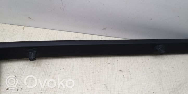 BMW X5 E70 Moulures des vitres de la porte arrière 7141035