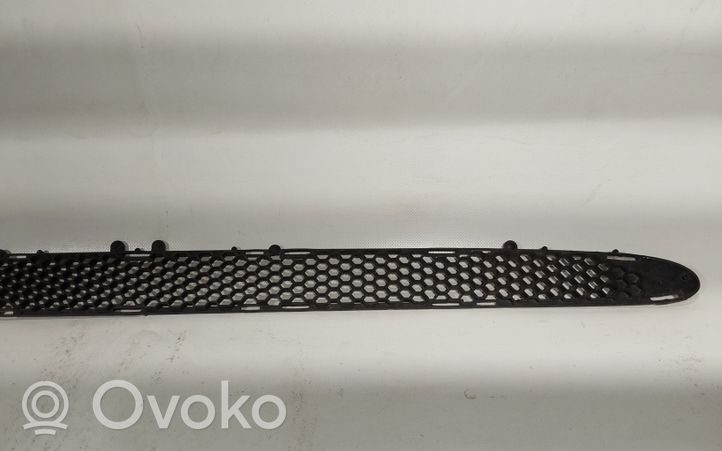 Ford Escort Front bumper lower grill 95ABA018A58AE