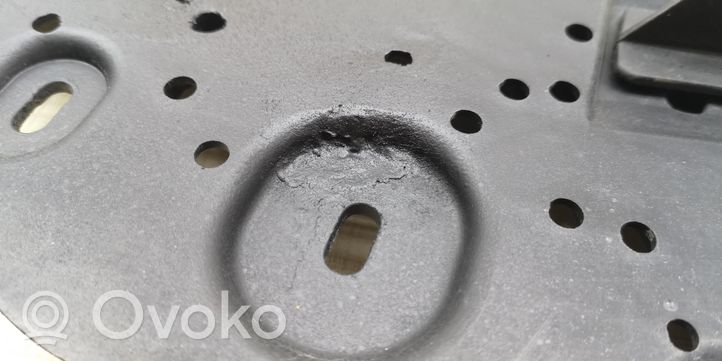 Audi A5 Osłona pod zderzak przedni / Absorber 8W6807611