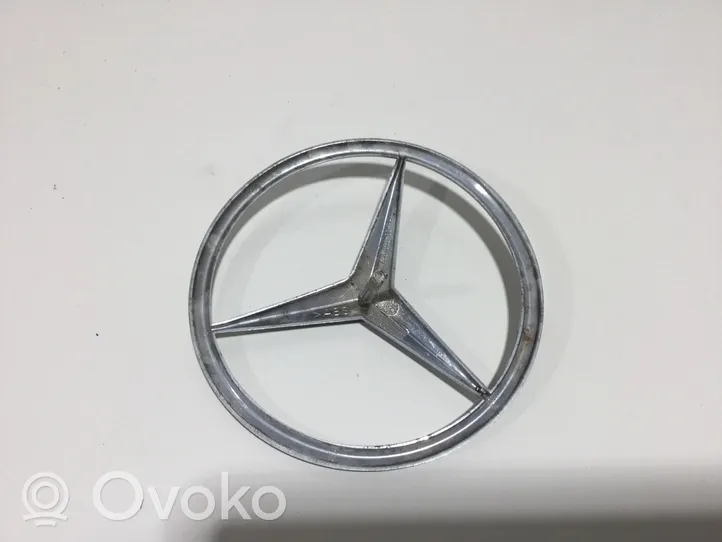 Mercedes-Benz Vito Viano W638 Logo, emblème, badge A6388880086