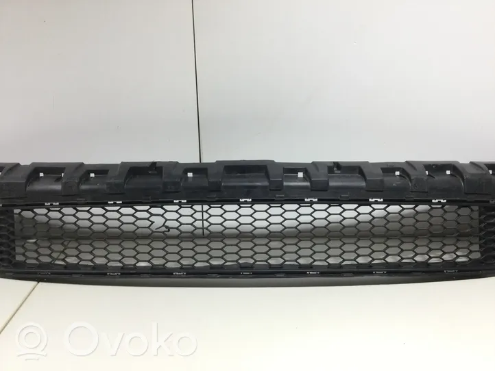 Renault Trafic III (X82) Front bumper lower grill 622544919R