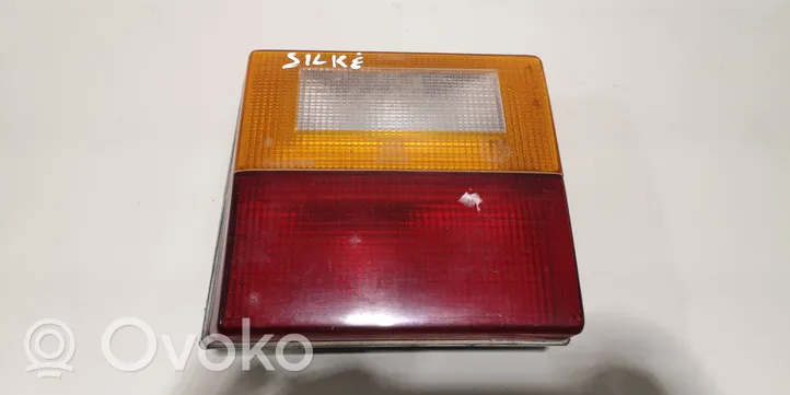 Audi 80 90 B2 Luci posteriori 811945094