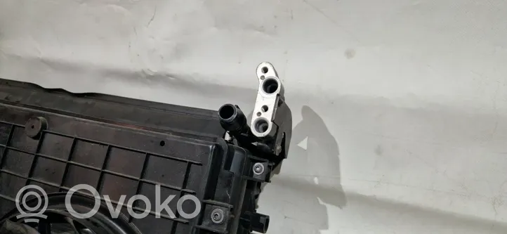 Volkswagen Tiguan Chłodnica / Komplet 1K0121251EC