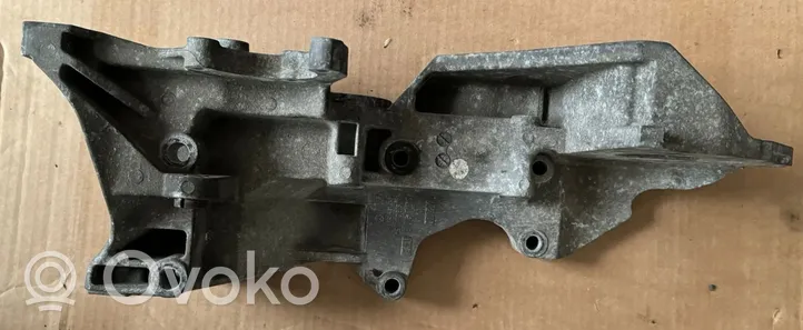 Volkswagen Crafter Generator/alternator bracket 03L903143L