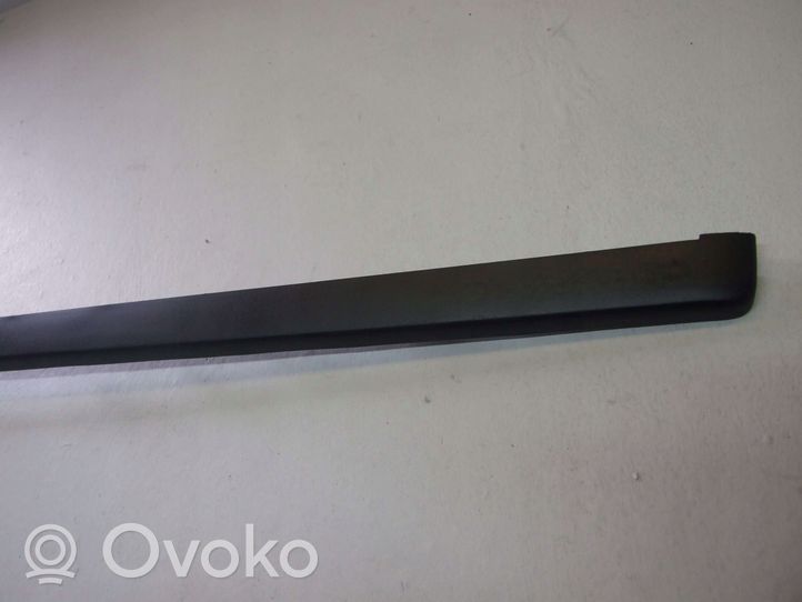 Volkswagen Transporter - Caravelle T5 Trim molding 7H0847745B