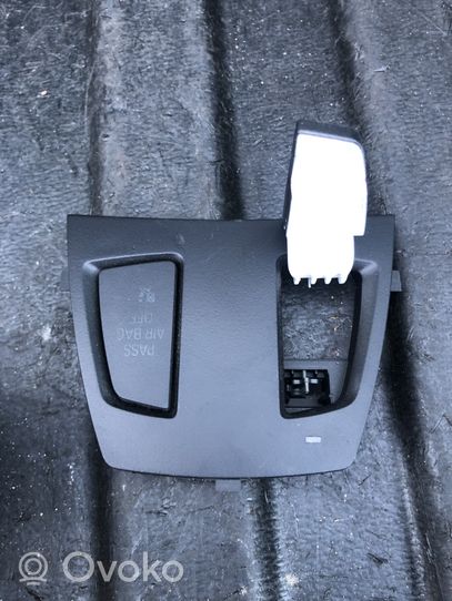 BMW X5 F15 Passenger airbag on/off switch E1065481