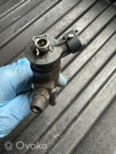 Mercedes-Benz Citan W415 Injecteur de carburant H8201453073