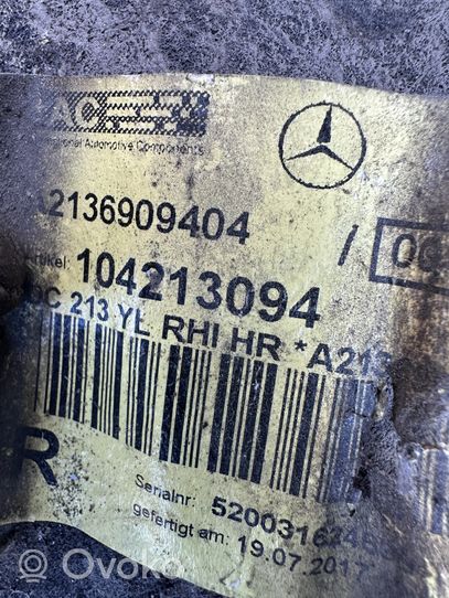 Mercedes-Benz E W213 Pare-boue arrière A2136909404