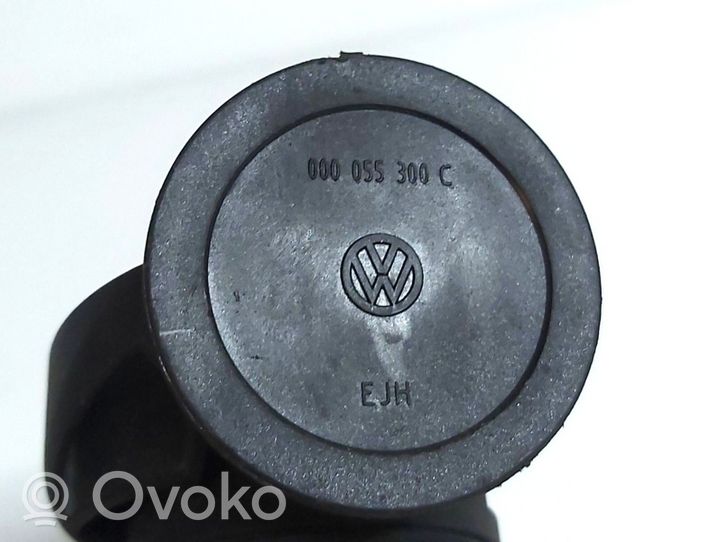 Volkswagen Golf VII Piekabes rozetes pāreja (spraudņa ligzda) 000055300C