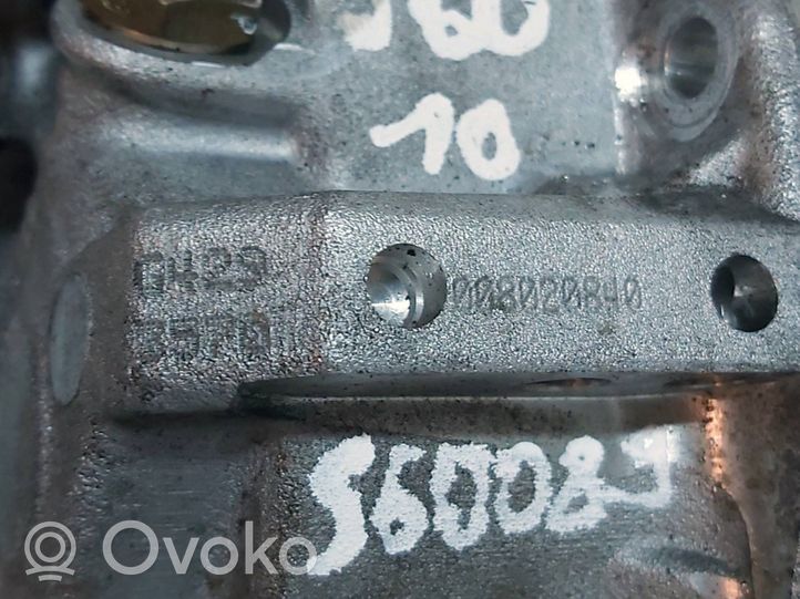 Volvo S60 Polttoaineen ruiskutuksen suurpainepumppu 0445010618