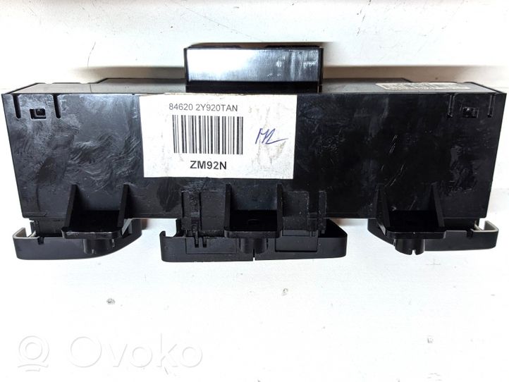 Hyundai ix35 Seat heating switch 933102Y100