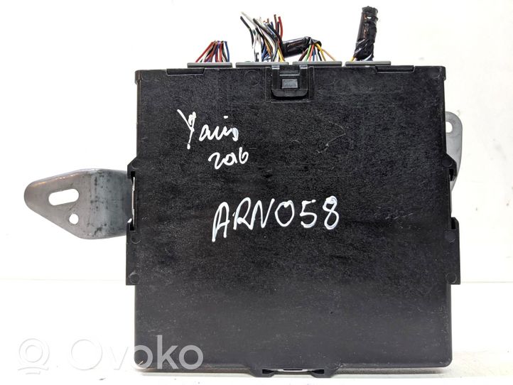 Toyota Yaris Sterownik / Moduł ECU 899810D140