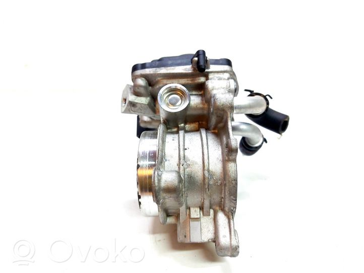 Volkswagen Caddy Throttle valve 04L128063