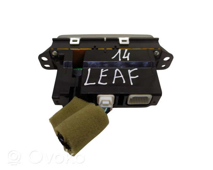 Nissan Leaf I (ZE0) Interruttore/pulsante di controllo multifunzione 3NA0B210490
