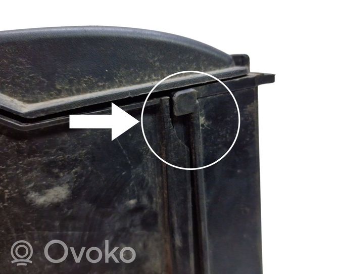 Volvo V50 Battery box tray 30667276