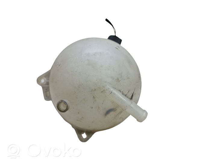 Volkswagen Jetta VI Coolant expansion tank/reservoir 5C0121407