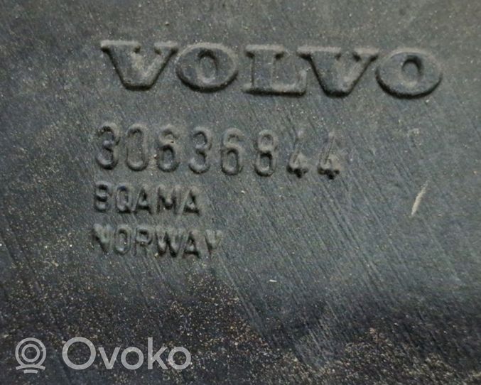 Volvo XC90 Prowadnica powietrza intercoolera 30636844