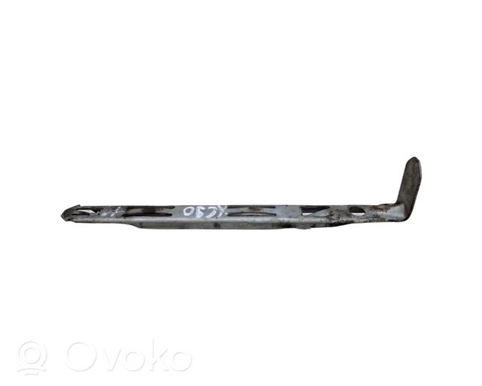 Volvo XC90 Headlight/headlamp mounting bracket 8637181