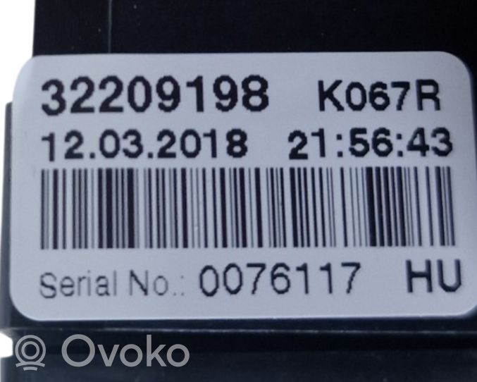 Volvo S90, V90 Fuse module 31682732