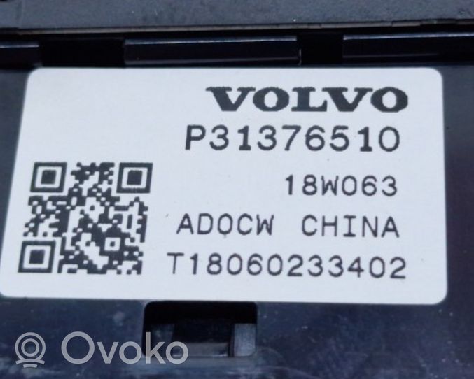 Volvo S90, V90 Interruttore a pulsante apertura portellone posteriore/bagagliaio P31376510