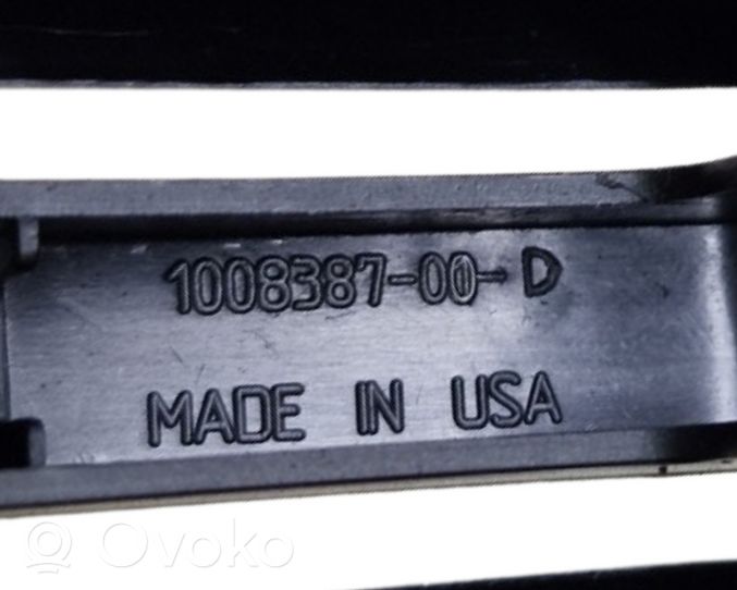 Tesla Model S Osłona szyn przedniego fotela pasażera 100838700D