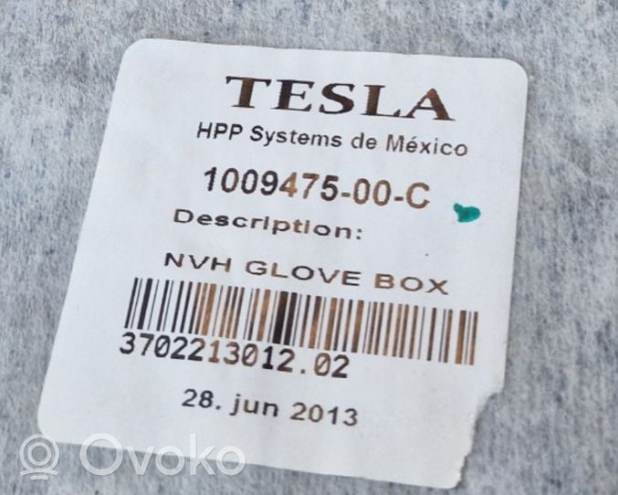 Tesla Model S Schowek deski rozdzielczej / Komplet 100332707H