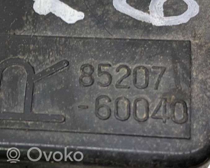 Toyota Land Cruiser (J150) Dysza spryskiwacza lampy przedniej 8520760040