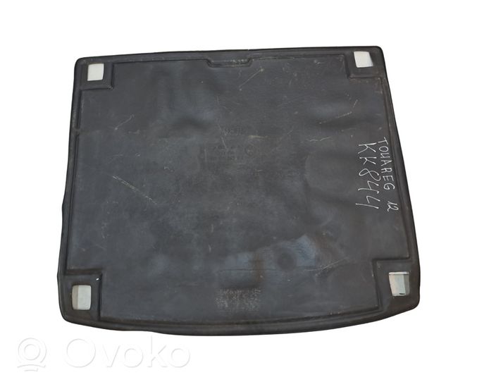 Volkswagen Touareg II Doublure de coffre arrière, tapis de sol 7P0061166