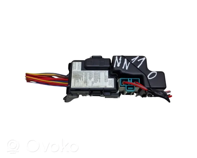Volvo XC60 Ramka / Moduł bezpieczników 31300187