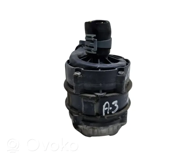 Audi A3 S3 8V Pompa elettrica dell’acqua/del refrigerante ausiliaria 04L965567