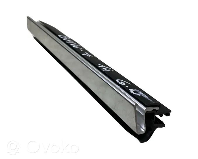 BMW 7 F01 F02 F03 F04 Rivestimento modanatura del vetro della portiera posteriore DP23097