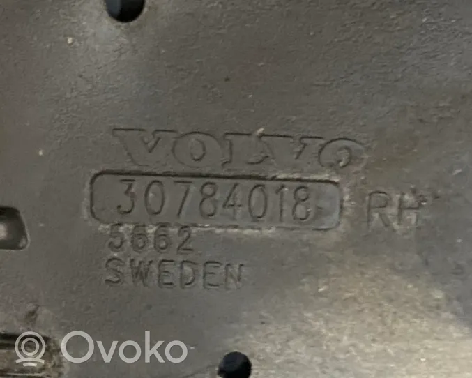 Volvo XC90 Kattokisko 8662966RH