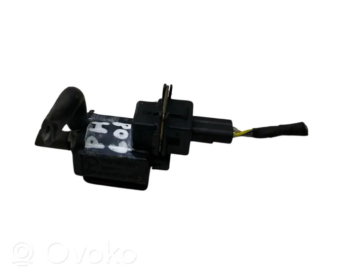 Ford S-MAX Turbo solenoid valve 13T262