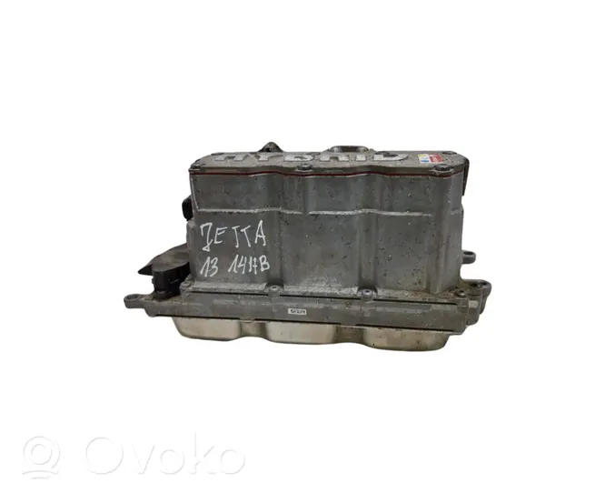 Volkswagen Jetta VI Voltage converter inverter 5C0907080C