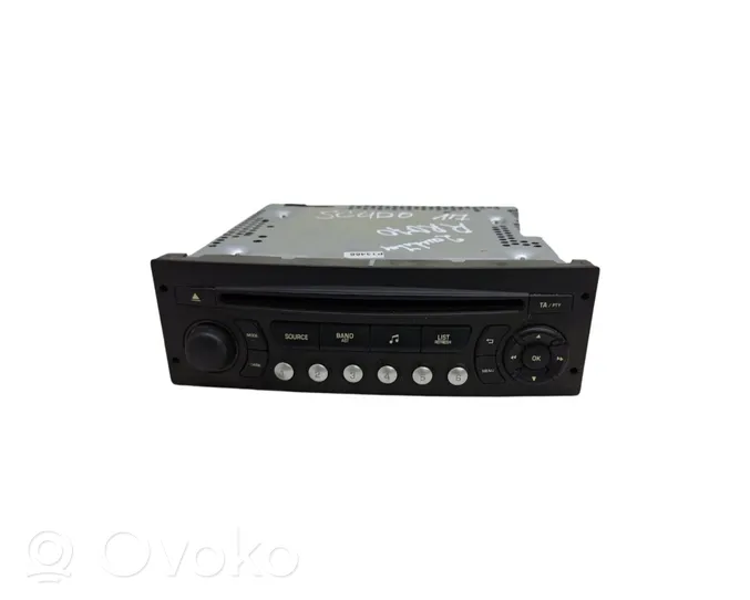 Fiat Scudo Unité principale radio / CD / DVD / GPS 98032839XT