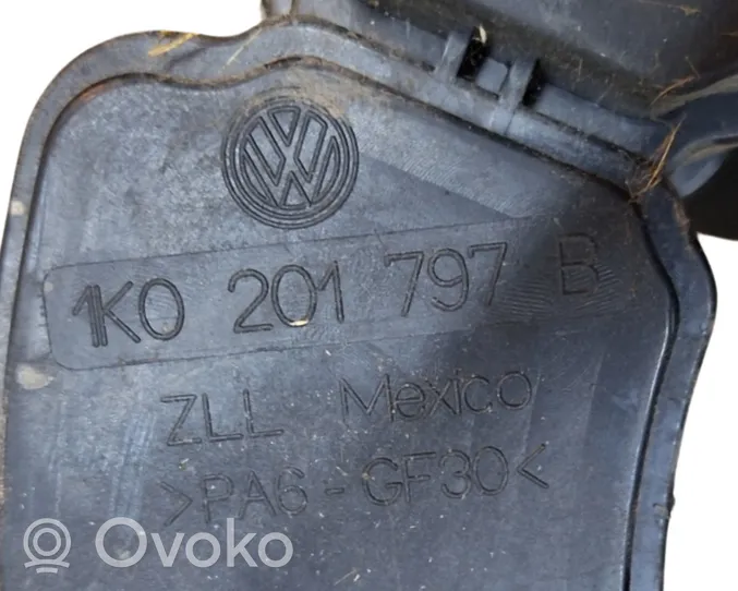 Volkswagen Jetta VI AdBlue-nestesäiliö 1K0201797B