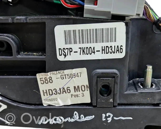 Ford Mondeo MK V Vaihteenvalitsimen verhoilu DS7P7K004HD
