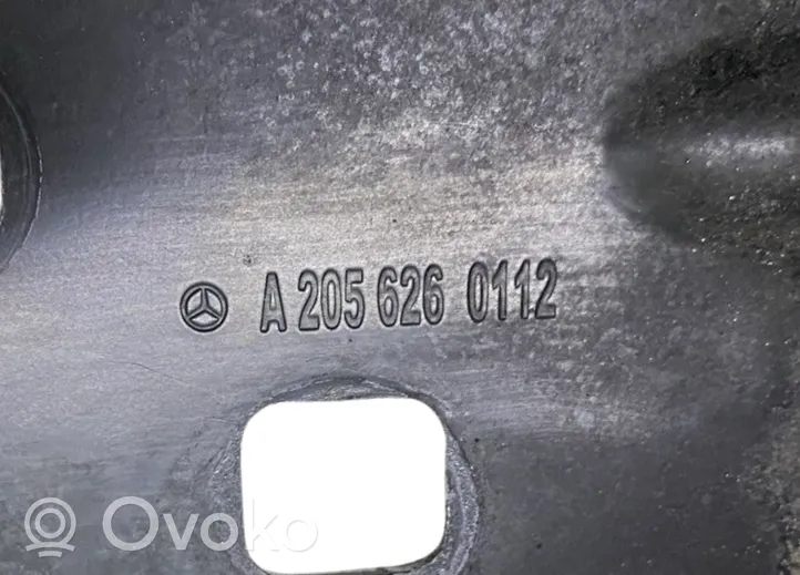 Mercedes-Benz CLS C257 Staffa di montaggio del radiatore A2056260112