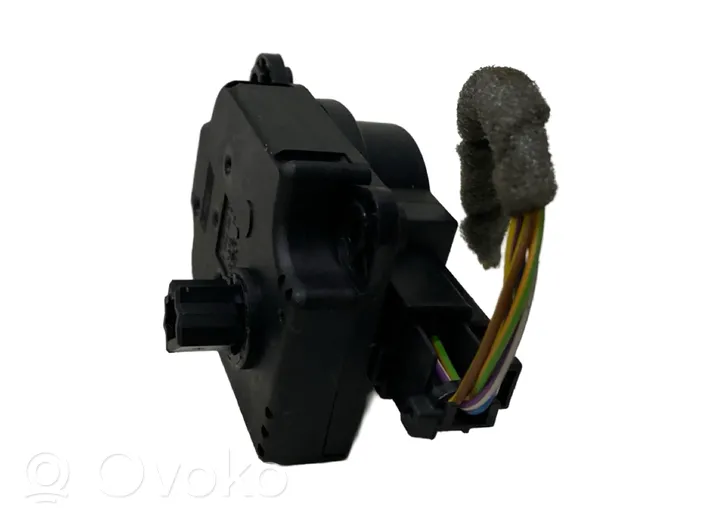 Ford Kuga II Air flap motor/actuator AV6N19E616AA